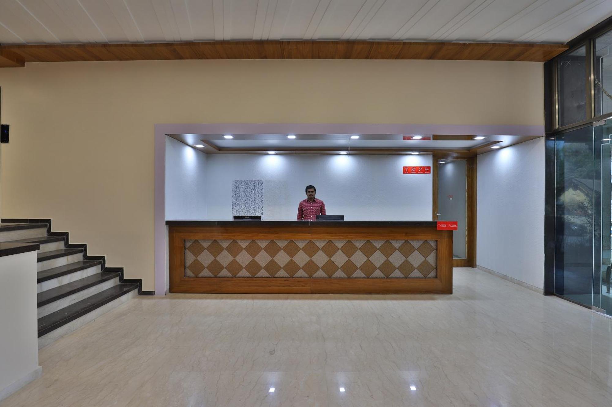 Hotel Collection O Panchsheel Vadodara Zewnętrze zdjęcie